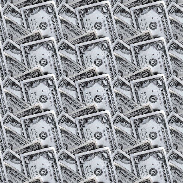 dlaždice z bankovek.jpg