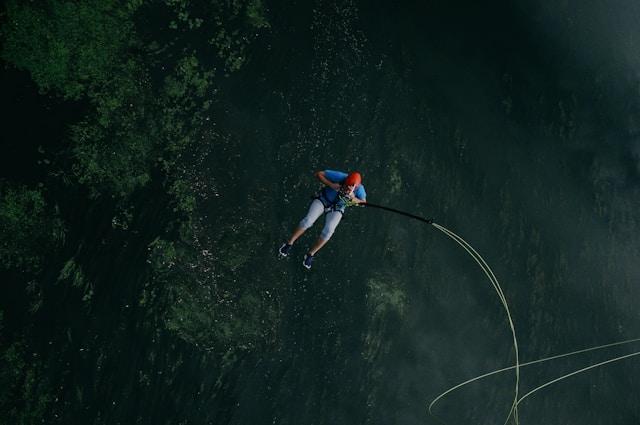 bungee jumping